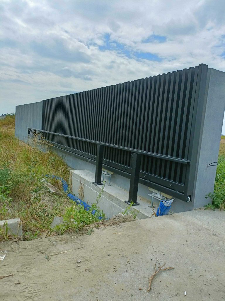 r16